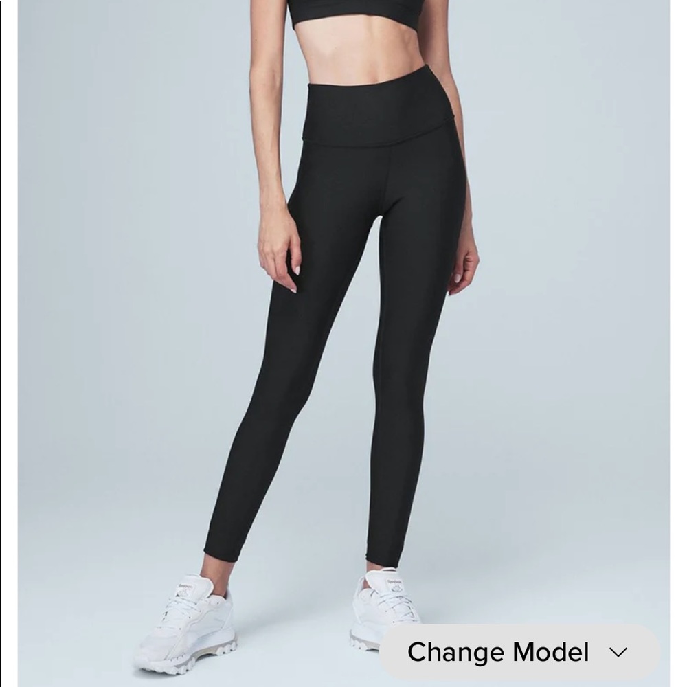 ALO - NWT 7/8 High waist Airlift legging (black)